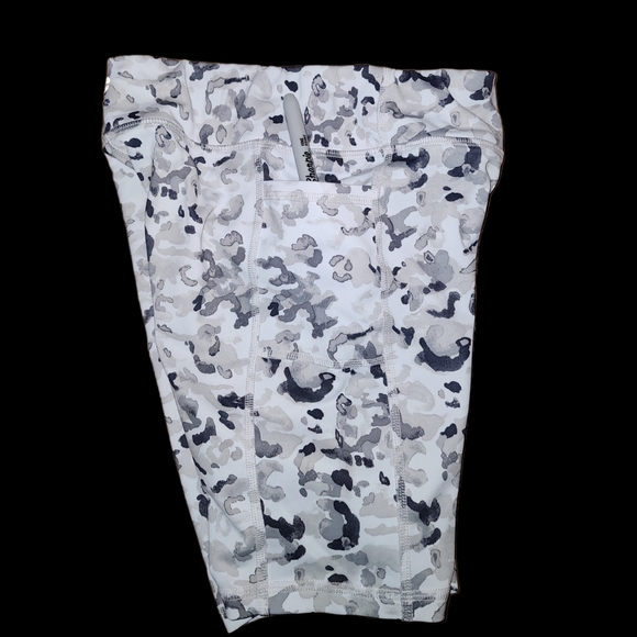 🌻FREE WITH ANY PURCHASE🌻 - Picture 3 of 4